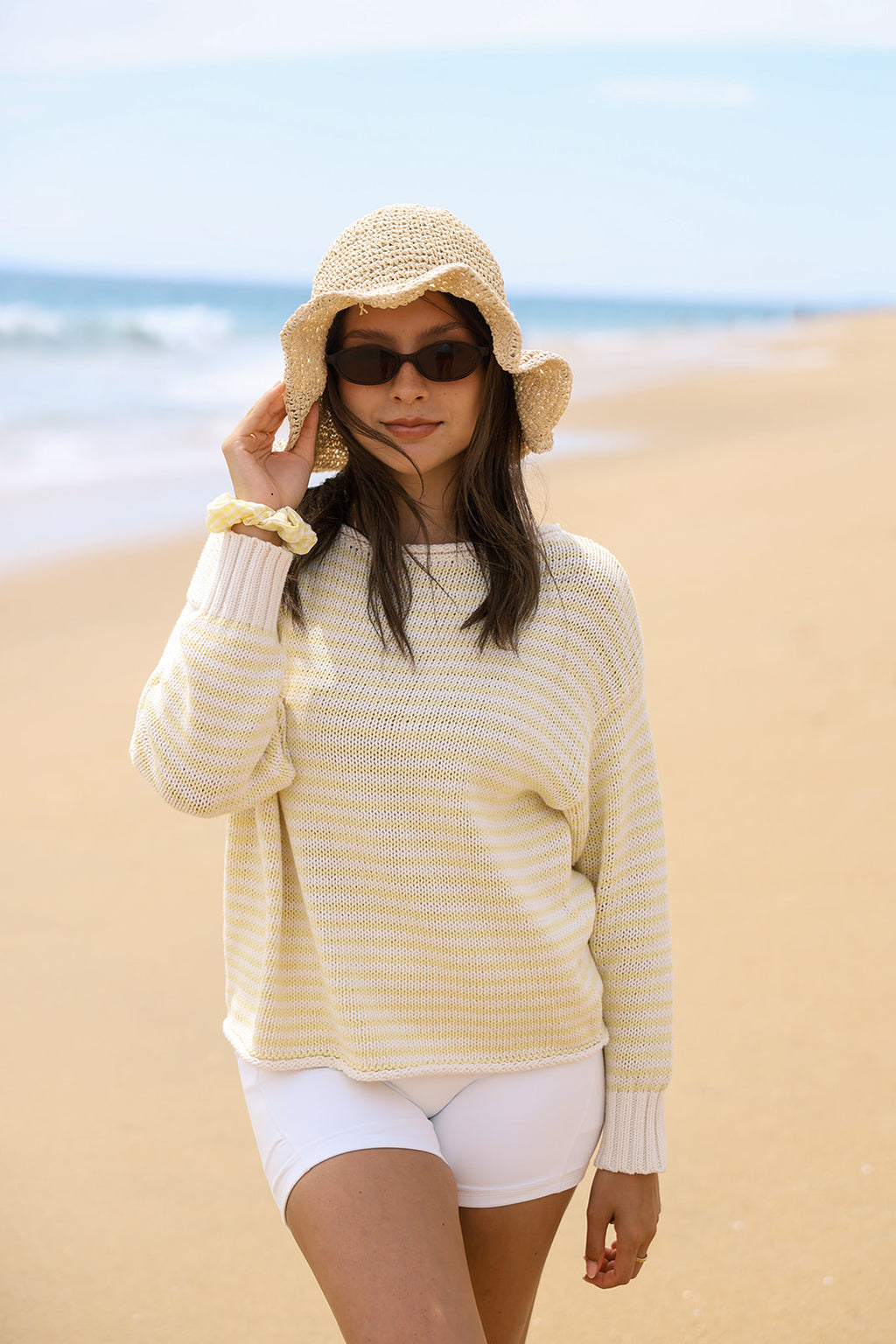 Beach Club Grip Socks & Scrunchie Set – Butter Yellow
